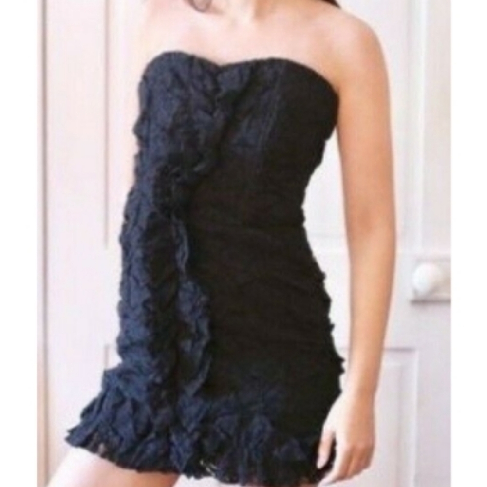 BB Dakota Strapless Lace Mini Dress